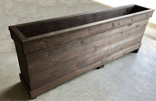 Modern redwood planters add style to your space by Urban Garden Studio
